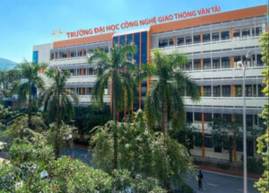 Dai hoc cong nghe giao thong van tai