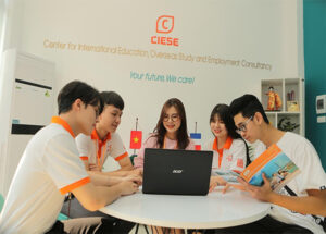 tuyen sinh vb2 dh cngt van tai